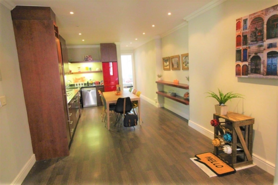 2 Bedroom Property for Sale in Cape Town City Centre Western Cape